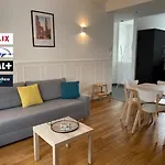 Le Cinquante-deux De Charme Apartment *